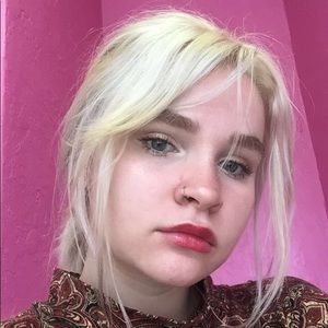 Meet your Posher, Anastasia